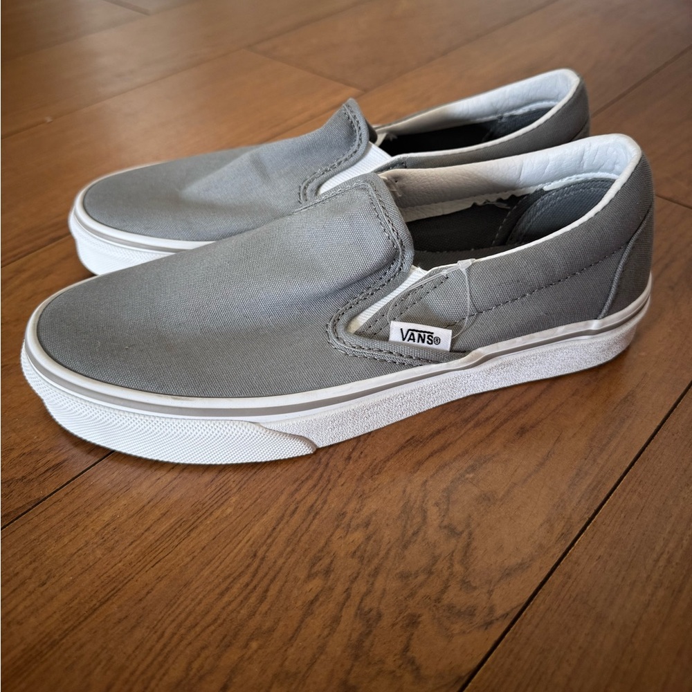 Women’s slip on vans size 6